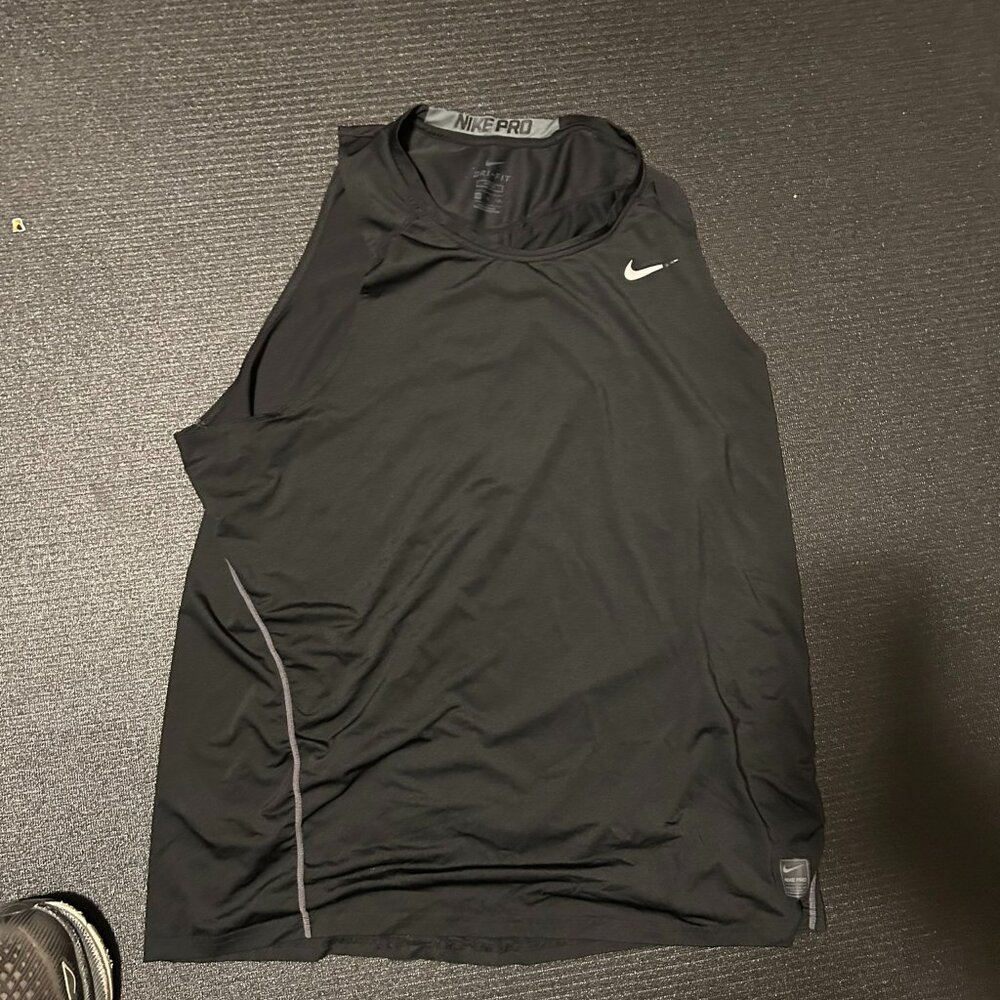 Nike Pro Fitted